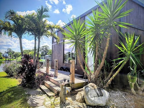 Orlando Lakefront Tiny House Community, Room