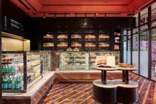 Conrad Singapore Orchard, Snack bar