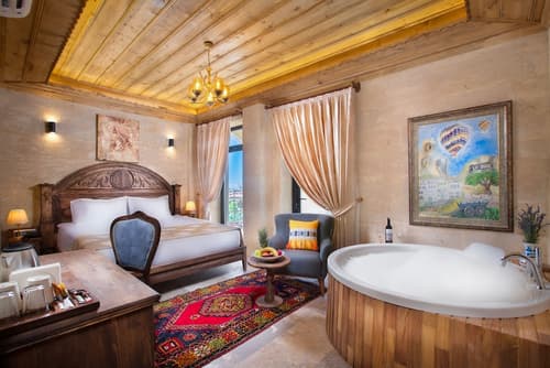 Cappadocia Pyramid Stone House, Room