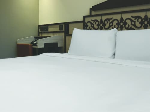 Aqueen Prestige Hotel Lavender, Room