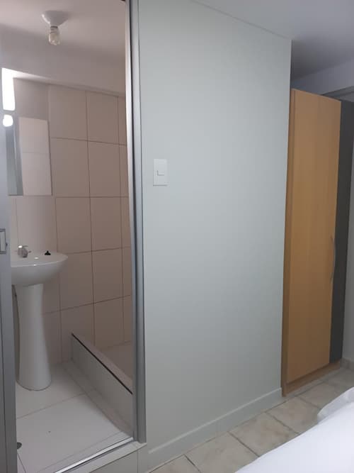 Ataraxia Light House, Bathroom