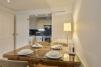 Fountain Court Apartments - Grove, 