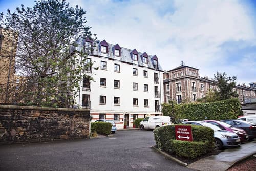 Fountain Court Apartments - Grove, 