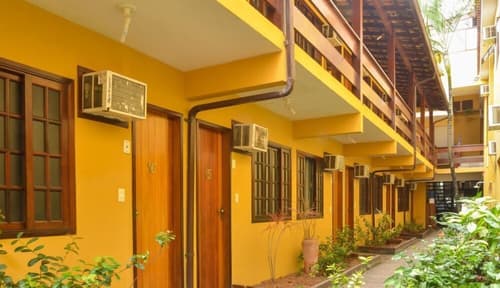 Pousada Lonier Praia Inn, 