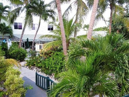 Bay View Suites Paradise Island, 