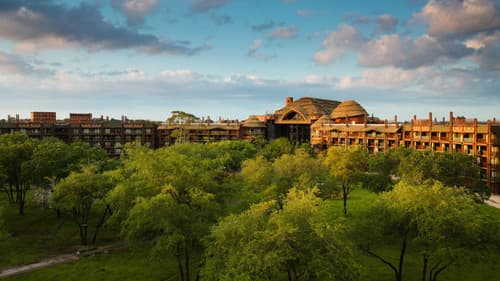 Disney's Animal Kingdom Lodge, Exterior View