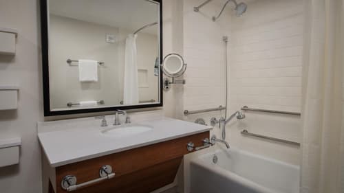 Disney's All Star Music Resort, Bathroom