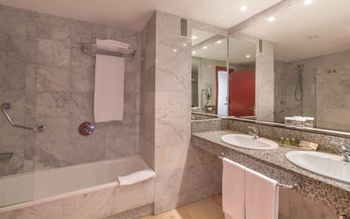 Cleopatra Palace Hotel, Room