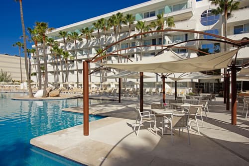 Iberostar Waves Cristina, General view