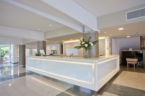 FERGUS Bermudas, Lobby