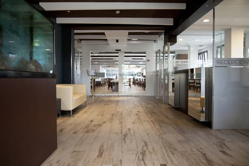 Kaype-Quintamar, Lobby