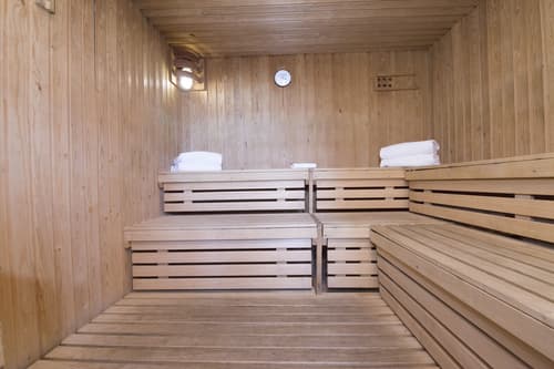 Hotel Albufera, Sports and Entertainment