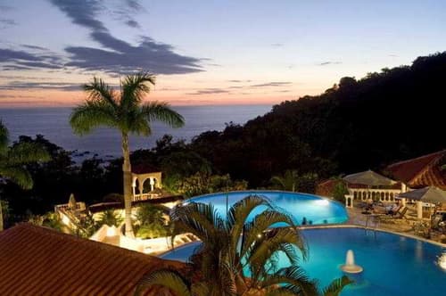 Parador Resort & Spa, Pool