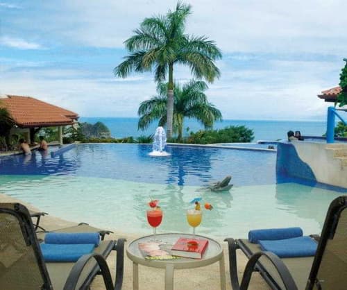 Parador Resort & Spa, Pool