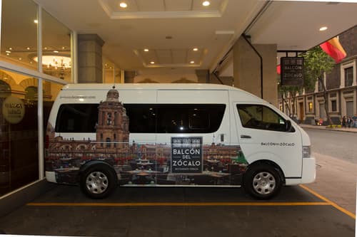 Zocalo Central, Food & Beverages Included, General view