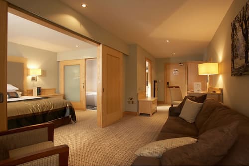 Lancaster House Hotel, Lobby