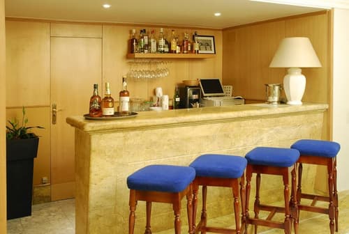 Reyes Católicos, General view