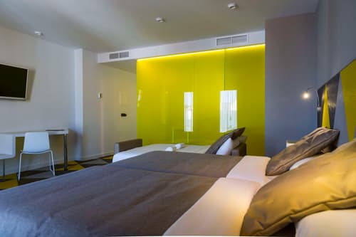 Macia Sevilla Kubb, Room