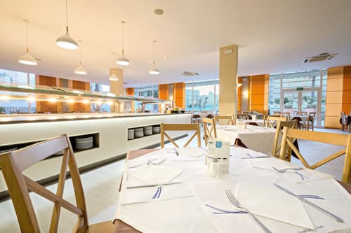 AzuLine Hotel Pacific, Restaurant