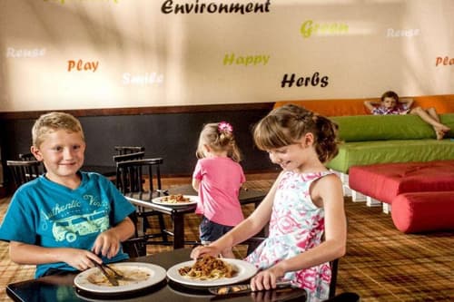 Drakensberg Sun, General view