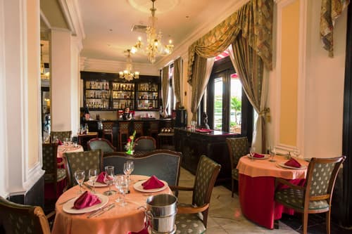 ROC Presidente, Restaurant