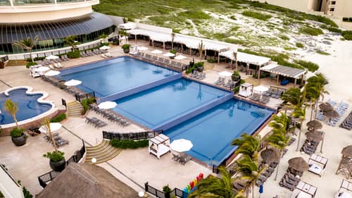 Seadust Cancun Family Resort, General view