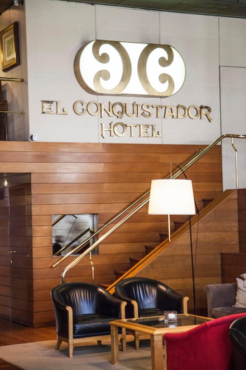 El Conquistador, Lobby