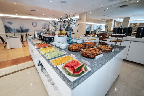 Amerian Buenos Aires, Restaurant