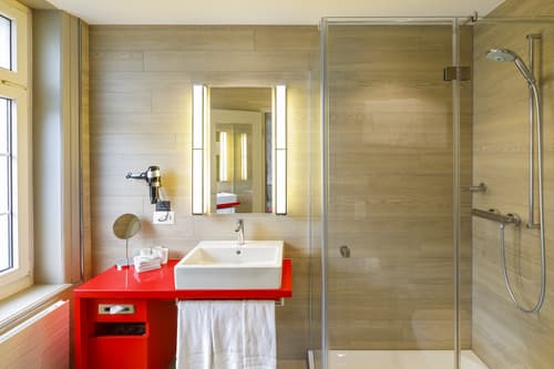 Hotel Swiss Night by Fassbind Zurich, Room