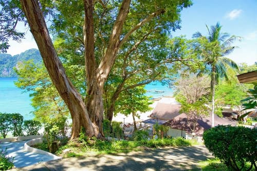 Phi Phi Bayview & Premier Resort, General view