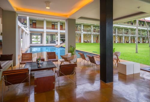 The Blue Water, General view