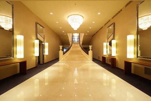 The Blue Water, Lobby