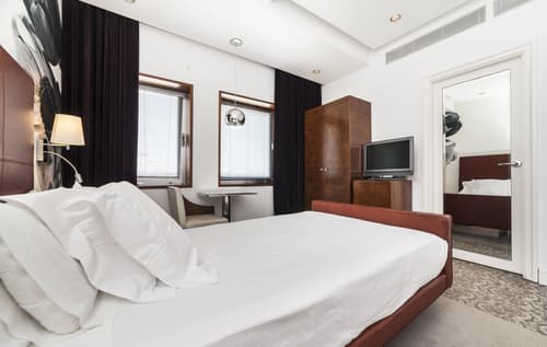 UR Palacio Avenida, Room