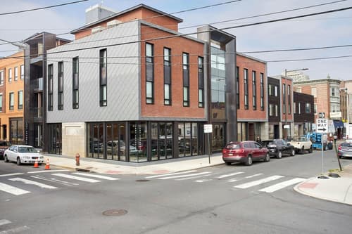 Sonder The Queen, General view