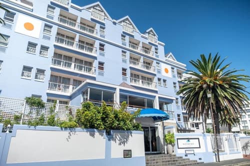 The Bantry Bay Aparthotel by Totalstay, General view