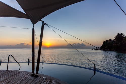 Coco de Mer Hotel and Black Parrot Suites, General view