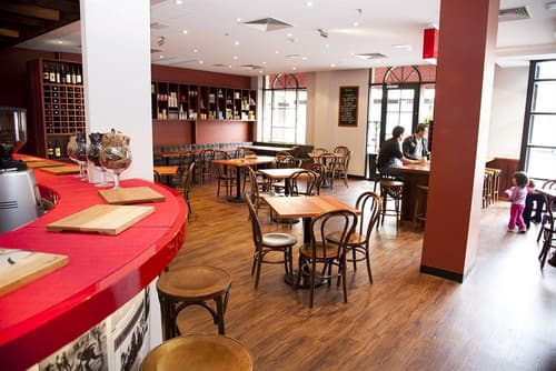 Mantra on Frome Adelaide, General view