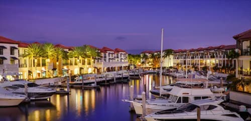 Naples Bay Resort & Marina, General view