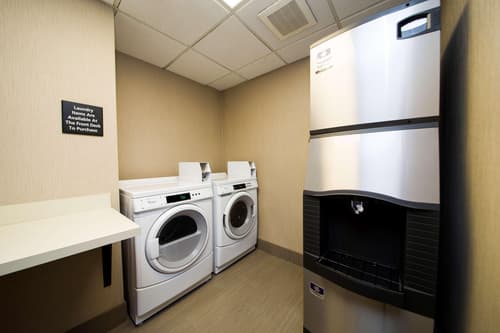 Hampton Inn Philadelphia-International Airport, General view