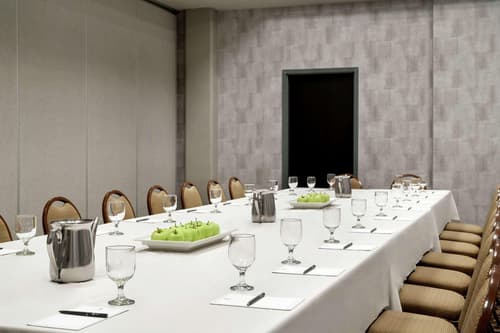 Embassy Suites Brunswick , General view