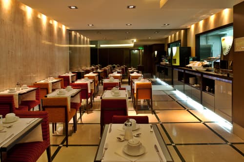 TURIM Luxe Hotel, Restaurant