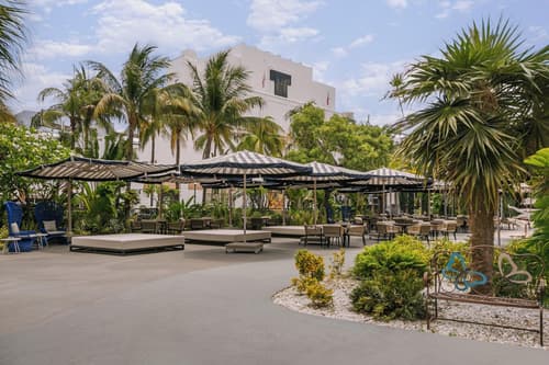 Kenmore Village Hotel, South Beach, General view