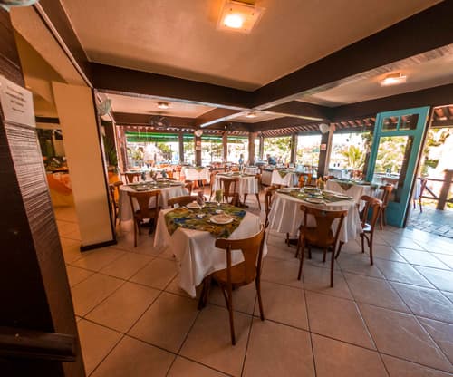 La Boheme Hotel, Restaurant