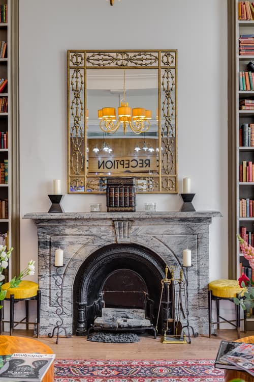 1 Lexham Gardens, Lobby