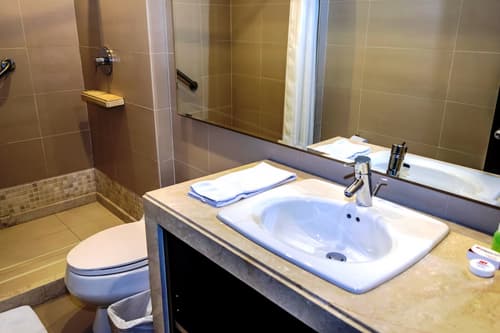 Hotel Madisson Inn Luxury By Geh Suites, Room