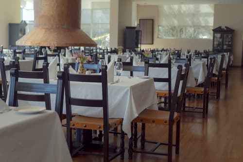 Jose Antonio Puno, Restaurant