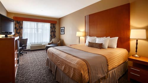 Best Western Plus Rose City Conference Center Inn, General view