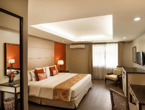 Montebello Villa Hotel, Room