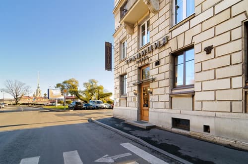 Tradition, General view