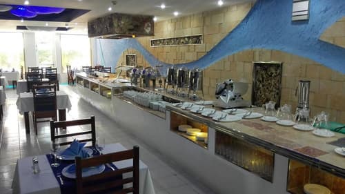 Pasacaballo, Restaurant